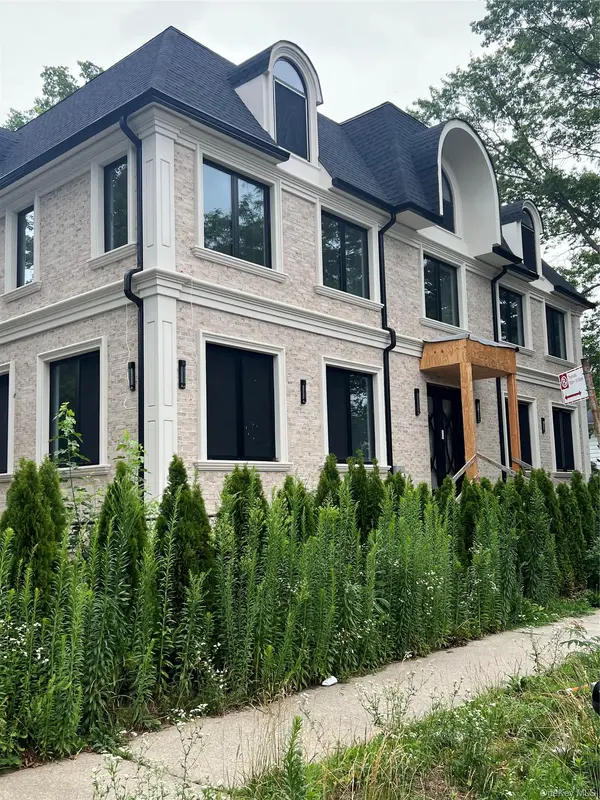 8507 Abingdon RD, Kew Gardens, NY 11415
