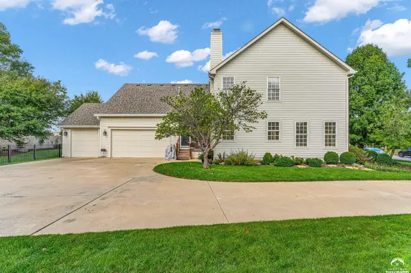236 Earhart CIR, Lawrence, KS 66049