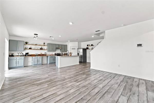540 BOARDWALK AVE, Haines City, FL, 33844 photo 3