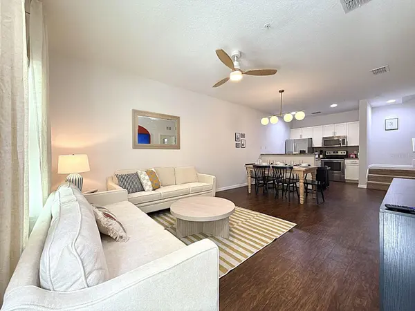 8988 SILVER PL, Kissimmee, FL 34747