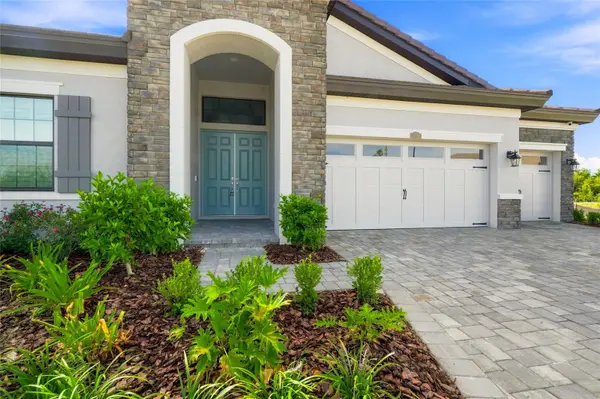 10064 LILIAC MANOR TRCE, San Antonio, FL 33576