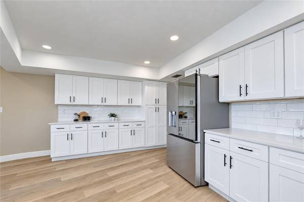 806 SANDRINGHAM LN, Lutz, FL, 33549 photo 14