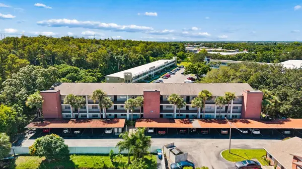 2438 ENTERPRISE RD #4, Clearwater, FL 33763