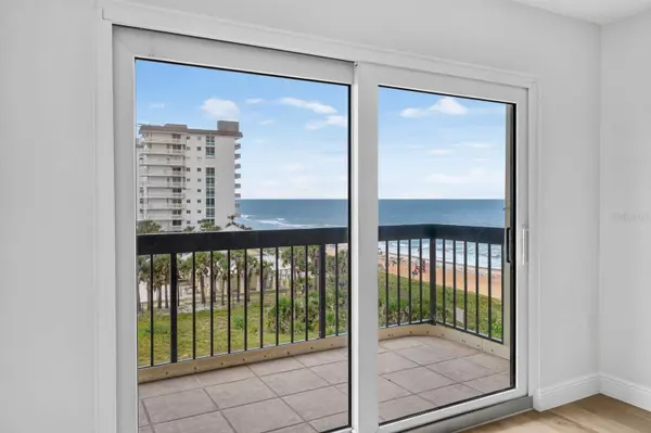 1513 OCEAN SHORE BLVD #4E, Ormond Beach, FL 32176