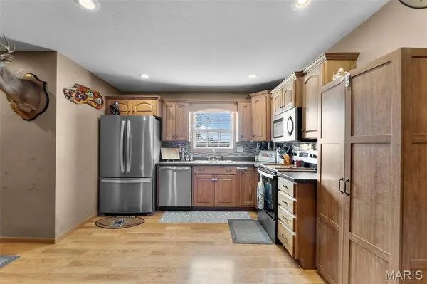 909 Forest AVE, Perryville, MO 63775