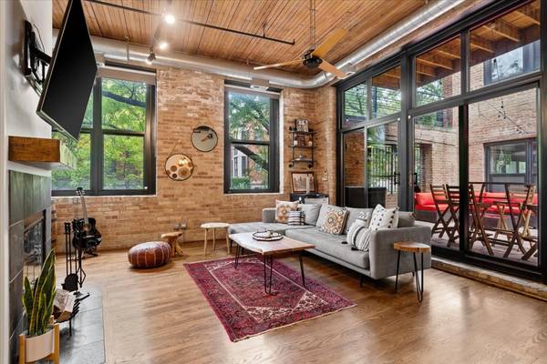 1670 N Claremont AVE #101, Chicago, IL 60647