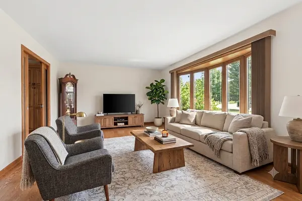 15208 Royal Foxhunt RD, Orland Park, IL 60462