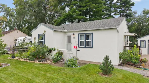 826 Cross ST, Anoka, MN 55303