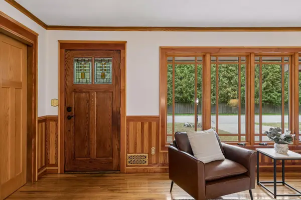 18910 Harrogate DR, Eden Prairie, MN 55346