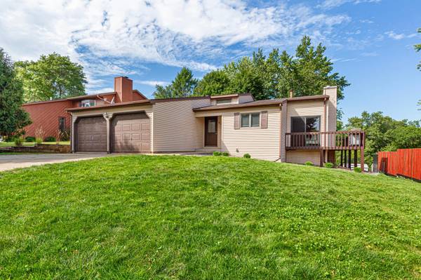 4239 1st ST NW, Rochester, MN 55901