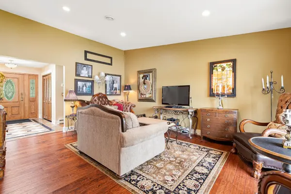 13931 Lawndale LN N, Dayton, MN 55327