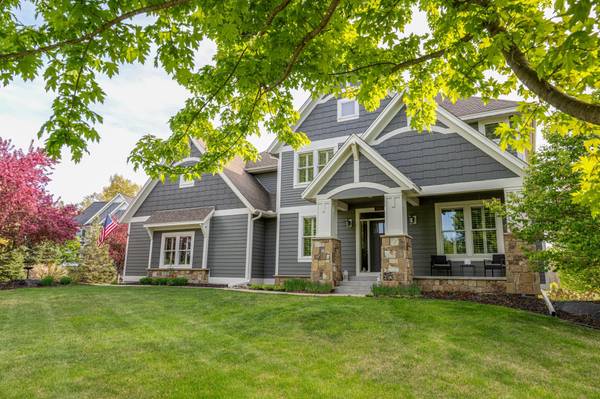 3358 Pete Miller LN N, Stillwater, MN 55082
