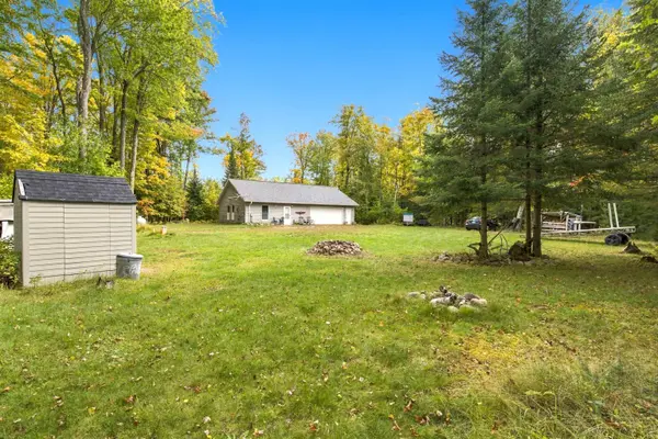 3050 HORSESHOE LAKE RD, Crandon, WI 54520