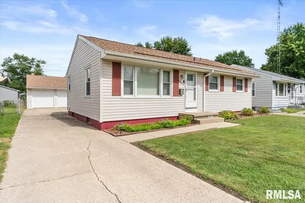 3041 Trinity AVE, Springfield, IL 62702