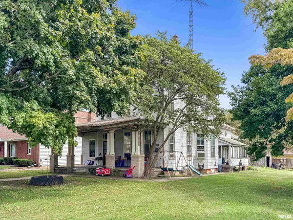 310 S CAPITOL AVE, Mt Sterling, IL 62353