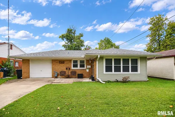 1302 ILLINOIS ST, Pekin, IL 61554