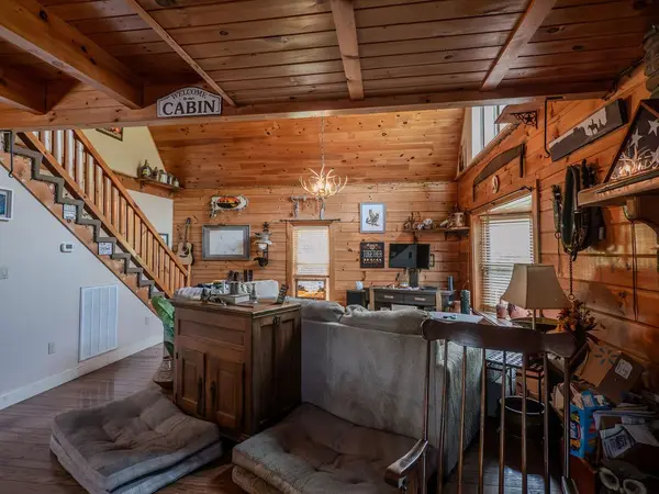 598 County Road 405, Madisonville, TN 37354