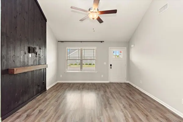5243 Normandy Cob Dr, Murfreesboro, TN 37129