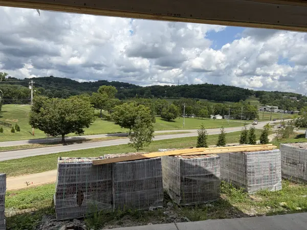 1073 Harvest Acres, Hendersonville, TN 37075