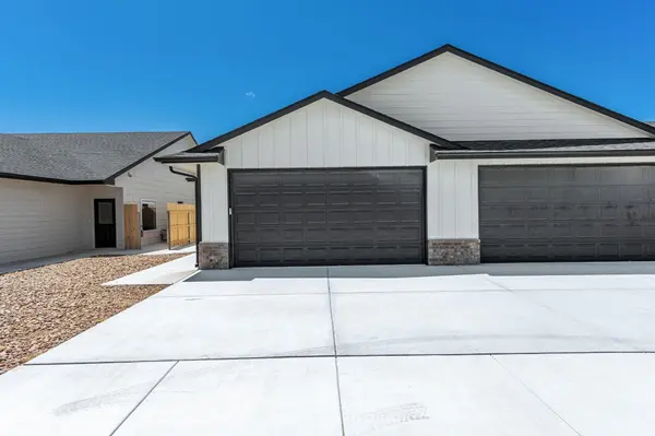 501 E Harper St, Valley Center, KS 67147-8955
