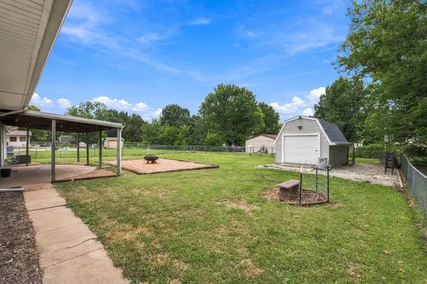 821 E 3rd St, Douglass, KS 67039
