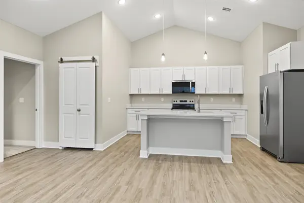 1244 Steve Hawley Ln., Salina, KS 67401