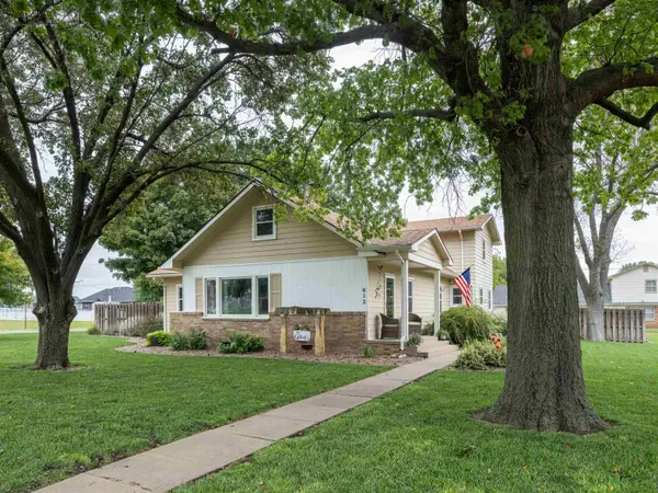 612 N Nelson St, Bennington, KS 67422