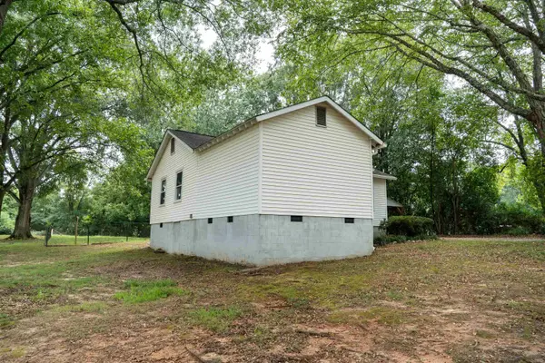 180 Brock ST, Inman, SC 29349