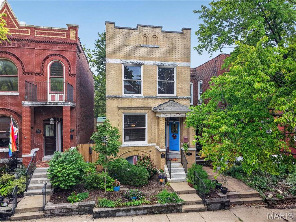 2919 Michigan AVE, St Louis, MO 63118