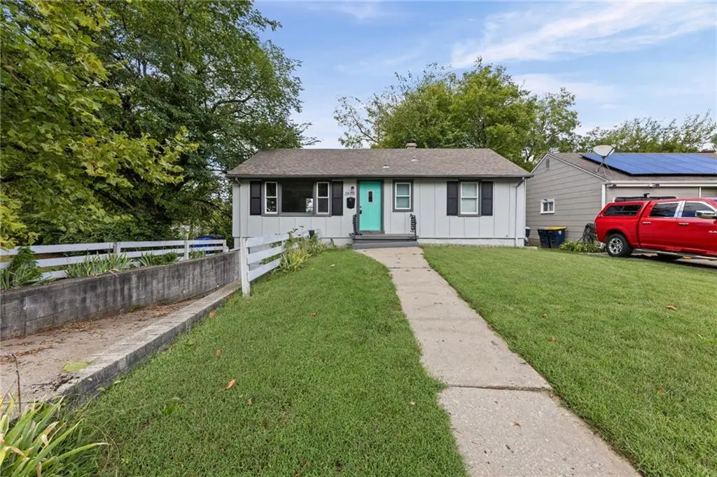 3800 E 71st TER, Kansas City, MO 64132
