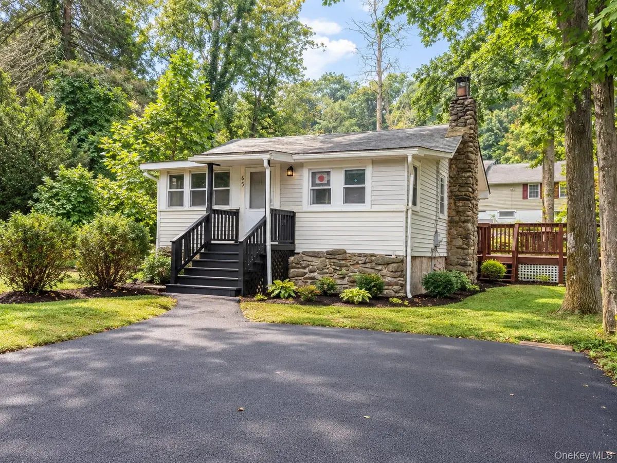 65 Glenwood RD, Monroe, NY 10950