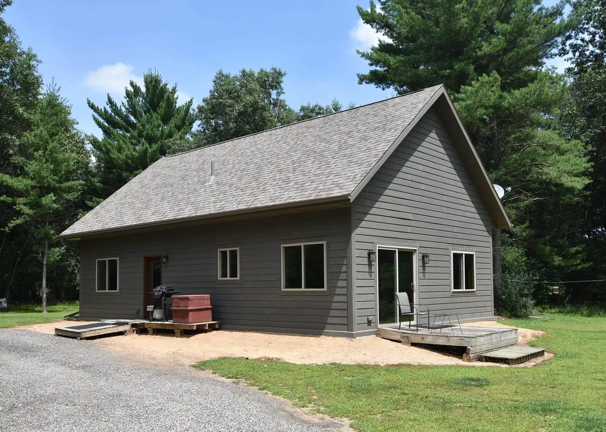 W8970 COTTONVILLE DR, Wautoma, WI 54982