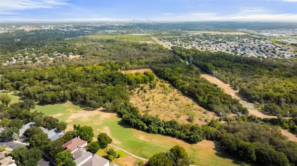 0 Bradshaw RD, Austin, TX 78747