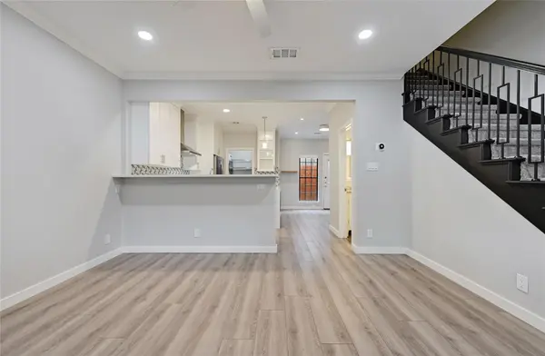 1307 Kinney Ave #154, Austin, TX 78704