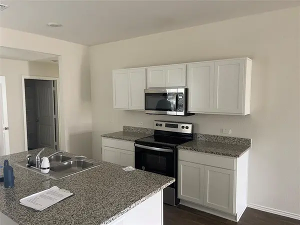 12201 Token TRL, Elgin, TX 78621
