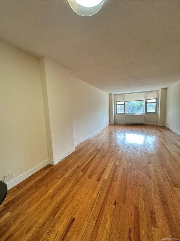 41-40 union ST #2O, Flushing, NY 11355