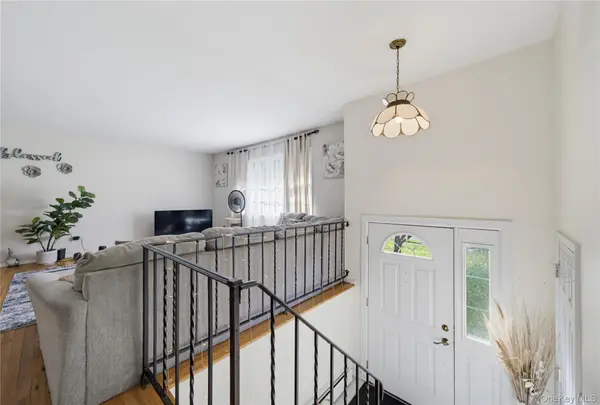 124 Barnes RD, Washingtonville, NY 10992
