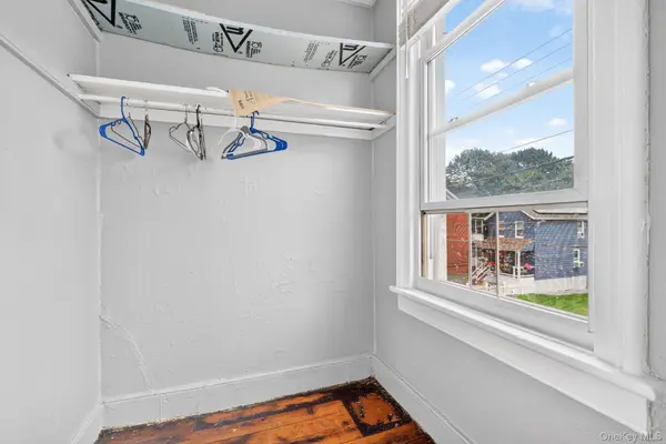 54 Gifford AVE #3, Poughkeepsie, NY 12601
