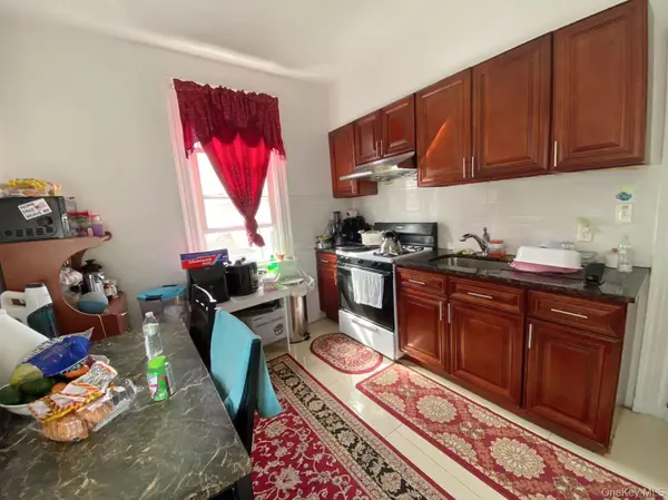 11720 111th AVE, South Ozone Park, NY 11420