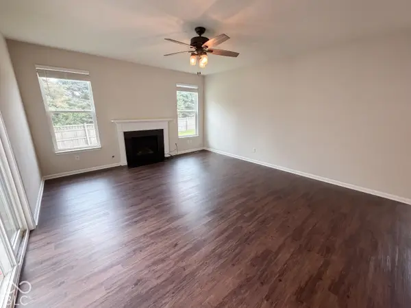 21323 Wharfdale DR, Noblesville, IN 46062