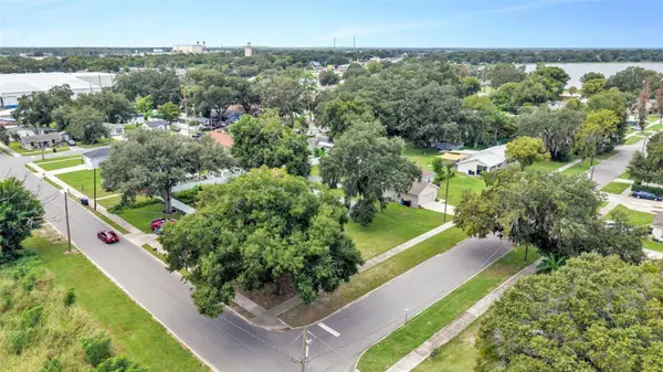 216 PEARL ST, Auburndale, FL 33823