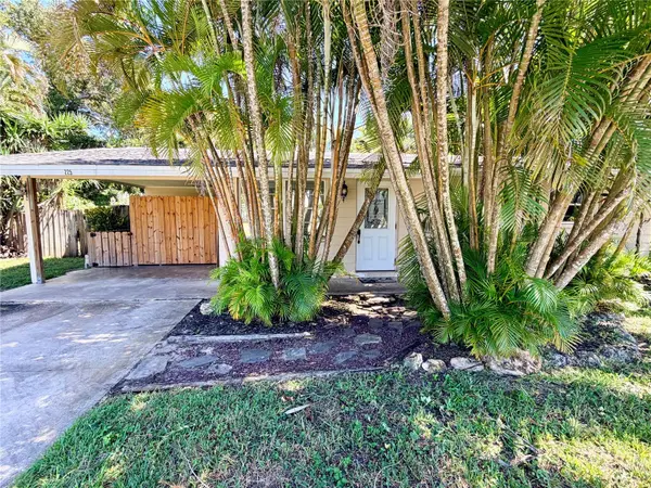225 MAGNOLIA RD, Venice, FL 34293