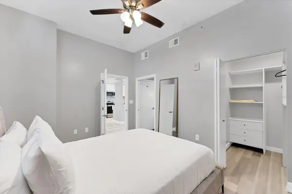 525 E JACKSON STREET #705, Orlando, FL 32801