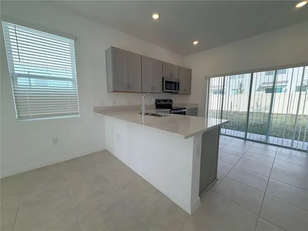 2942 SKYLINE LOOP, Kissimmee, FL 34758