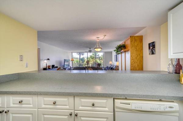 7600 BAYSHORE DR #202, Treasure Island, FL, 33706 photo 15