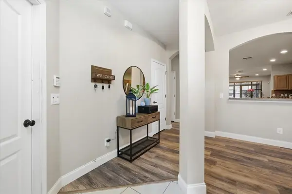 9202 SOUTHERN CHARM CIR, Brooksville, FL 34613