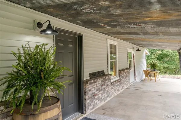 331 Friendship LN, New Haven, MO 63068