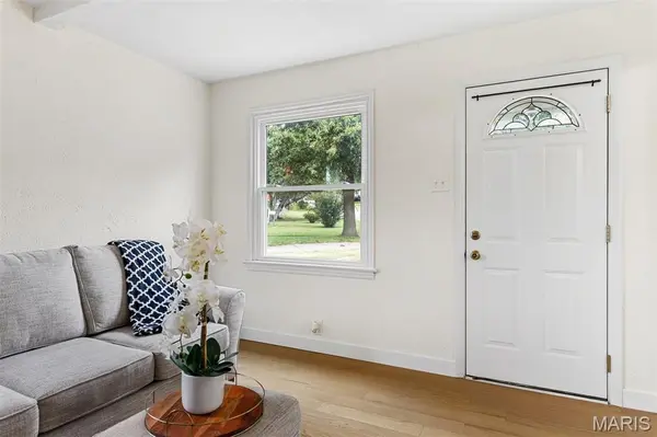 1355 Fairmount CT, St Louis, MO 63139