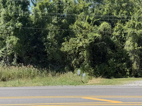 7832 Old Route 13, Marion, IL 62959