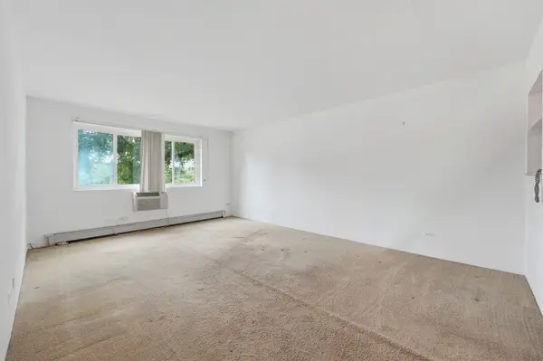 6600 S Brainard AVE #212, Countryside, IL 60525